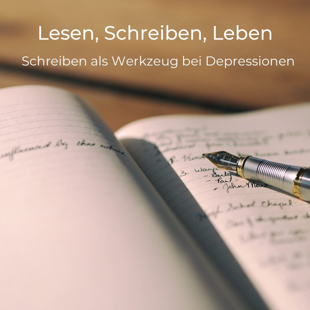 Nahaufnahme eines aufgeschlagenen Notizbuchs mit Füllfederhalter, das den Prozess des Schreibens als Werkzeug zur Bewältigung von Depressionen zeigt.