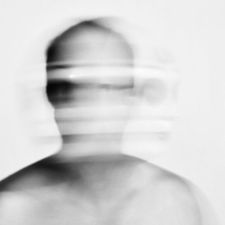 Aufruf zur Teilnahme am Fotoprojekt „The Torture Never Stops“